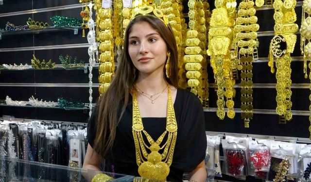 Van’da düğünlerin yeni gözdesi: İmitasyon takılar