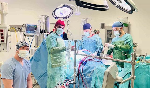 Van'daki Kalp Merkezinde Başarılı Operasyon