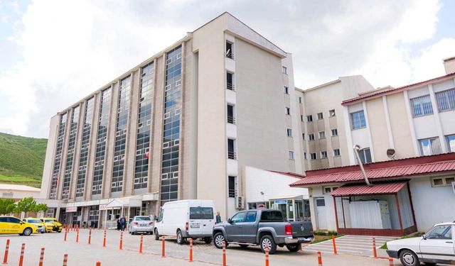 Bitlis Devlet Hastanesi’nde 3 Yeni Uzman Göreve Başladı!