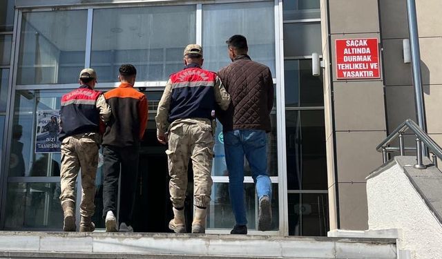 Bitlis’te 5 kaçak göçmen ve 2 organizatör yakalandı