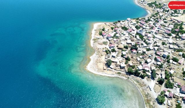 Van Gölü’nün Çekilmesi Tarihi Ortaya Çıkardı: Kıyıdüzü’nde Sular Altındaki Urartu Yapıları Gün Yüzüne Çıktı