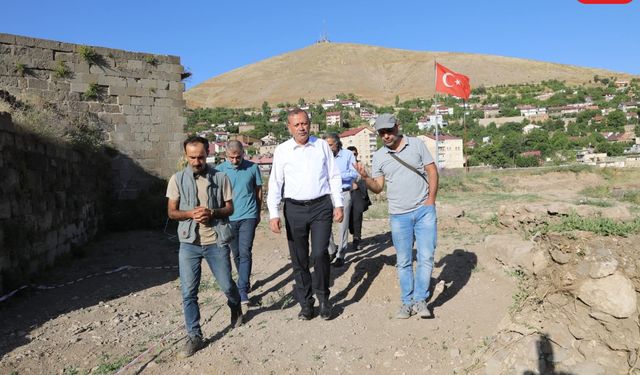 Bitlis Kalesi'nde Kazı ve Restorasyon Çalışmaları Yeniden Başladı