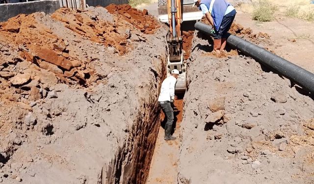 Güroymak’ta Altyapı Hamlesi: Kanalizasyon Çalışmaları Sürüyor