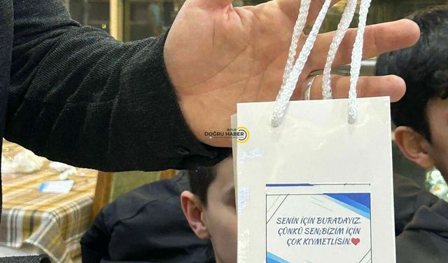 Tatvan’da Yetimlere Özel İftar: 150 Yetim ve Anneleri Aynı Sofrada Buluştu