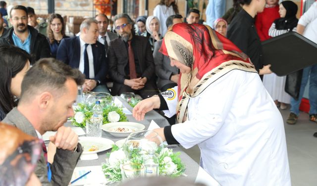Ahlat’ta Coğrafi İşaretli Lezzetler Yarıştı