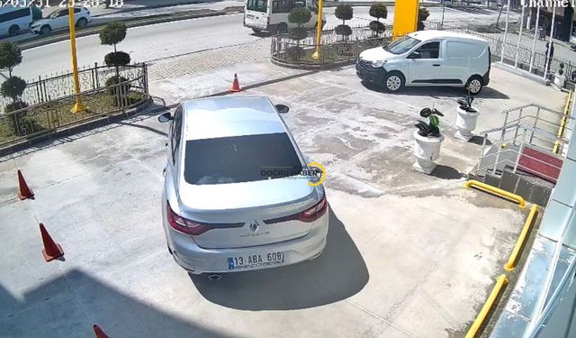 Tatvan’da Feci Kaza: 4 Yaşındaki Çocuk Hayatını Kaybetti