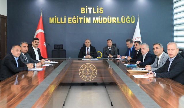 Bitlis’te 2026–2027 Eğitim Öğretim Yılı Kayıt Alanları Masaya Yatırıldı