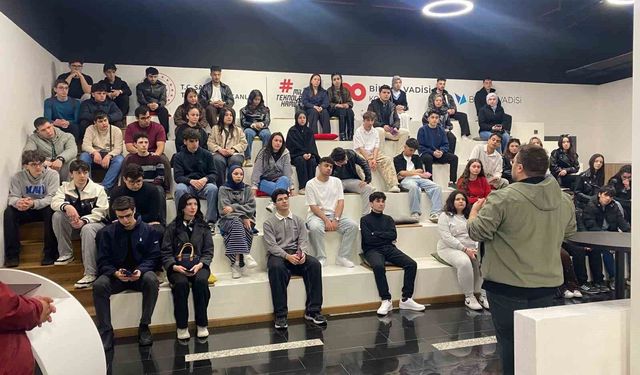 Esenyurtlu Öğrencilerden Bilişim Vadisi Çıkarması