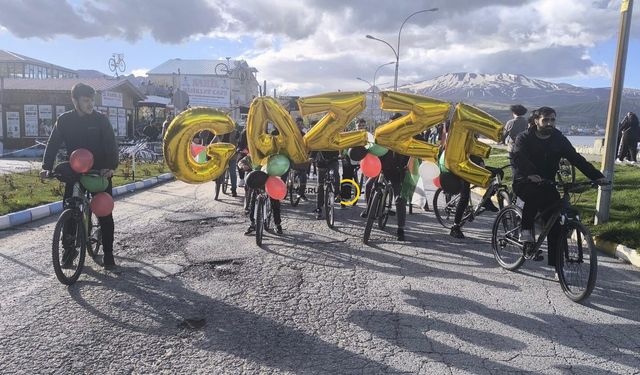 Tatvan Sahilinde Gazze İçin Pedal Çevirdiler