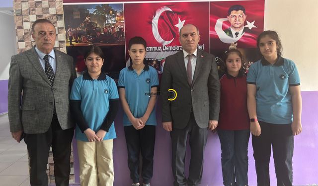 Bitlis’te kuş yavrusunu kurtarmaya çalışan koca yürekli öğrencilere anlamlı ödül