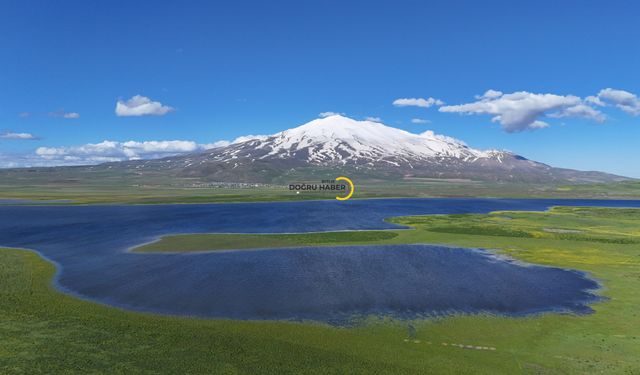 Cil Gölü ve Süphan Dağı Büyüledi