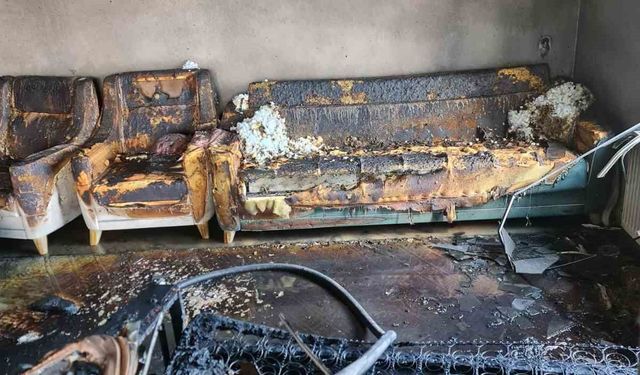 Ahlat'ta Ev Yangını: 63 Yaşındaki Kadın Ağır Yaralandı