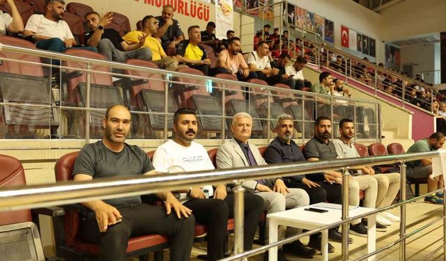 ANALİG Hentbol Heyecanı Başladı