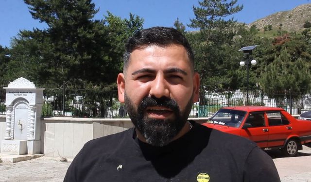 Anne Ayı Ve Yavruları Kamerada