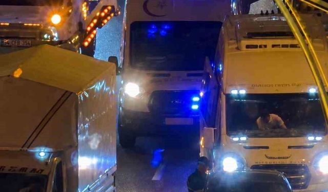 Bitlis'te Ambulansa Yol Açan Vatandaş Takdir Topladı
