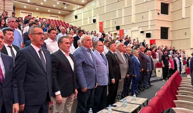 Kayseri'de Eğitimin Enleri Ödüllendirildi