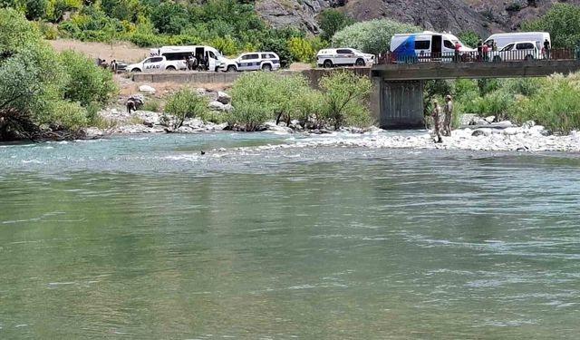 Sarım Çayı'nda Kayıp Alarmı: 33 Yaşındaki Şahıs Her Yerde Aranıyor