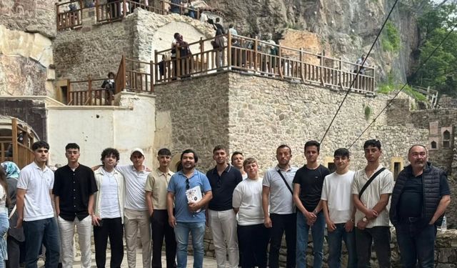 Sıfır Atık Başarısı Öğrencilere Trabzon Gezisi Getirdi