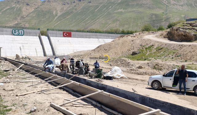Adilcevaz'da Sulama Kanalı Çalışmaları Başladı