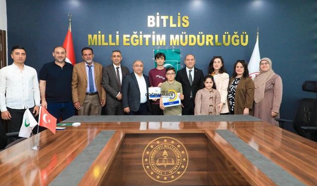 Yeşilay Yarışmasında Zirveye Çıktılar! Başarılarıyla Okullarını Gururlandırdılar