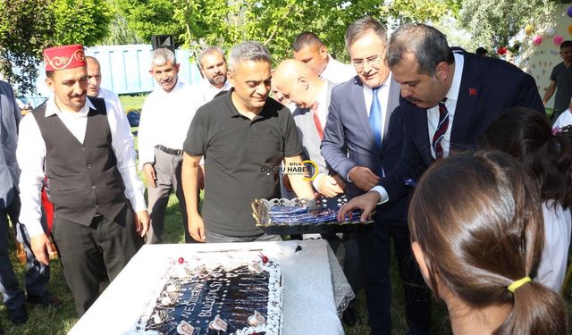 Ahlat'ta Duygulandıran Buluşma