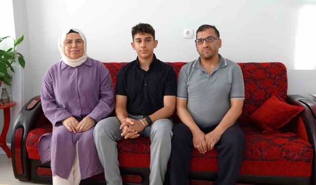 LGS Birincisinin Başarı Sırrı Telefonu Bırakmak Oldu