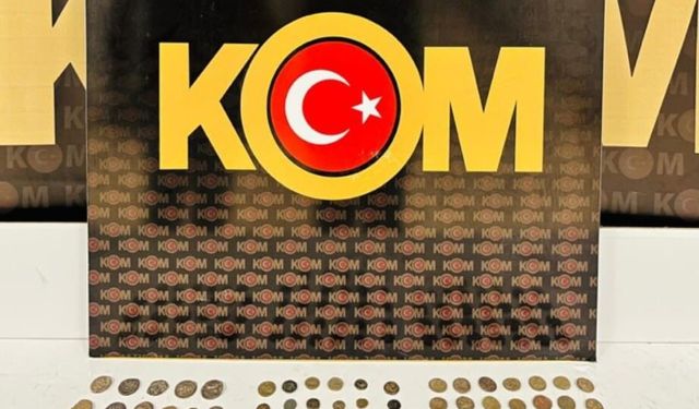 Muş'ta tarihi eser objeler ele geçirildi