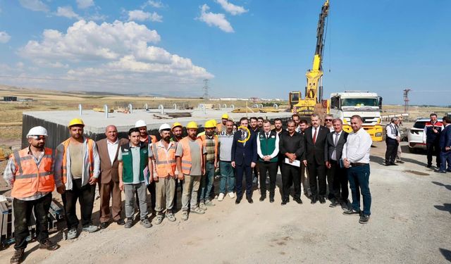 Vali Karakaya, Ahlat İçme Suyu İsale Hattı Projesini Yerinde İnceledi