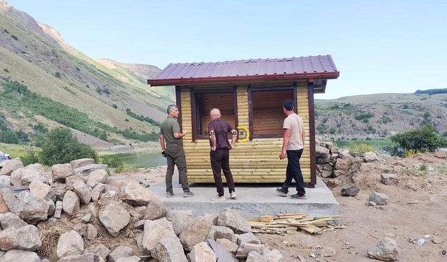 Nemrut Kalderası'nda Giriş Takı ve Büfe Yapımı Sürüyor