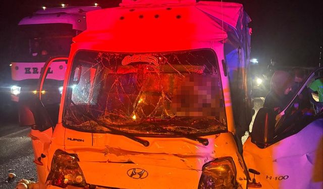 Bilecik’te Otobüsle Kamyonet Çarpıştı: 1 Ölü