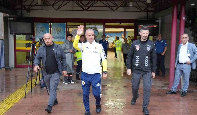 Fenerbahçe Samsun’a Geldi! Taraftarlar Havalimanına Akın Etti