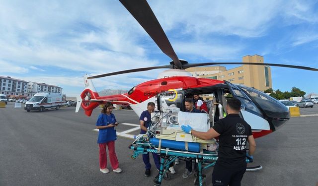 1 günlük bebek, helikopter ambulansla Van’a sevk edildi