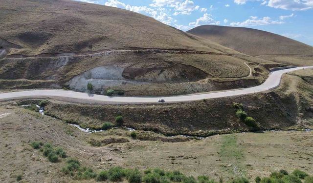 Erzurum’da Araçları Yokuş Yukarı Çeken Gizemli Yol