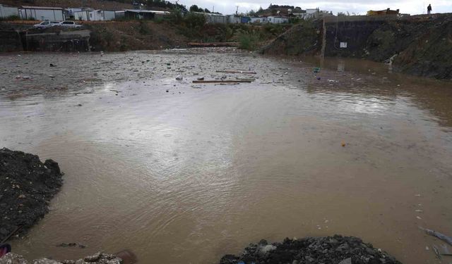 Hatay’da Şiddetli Yağış Dereleri Taşırdı
