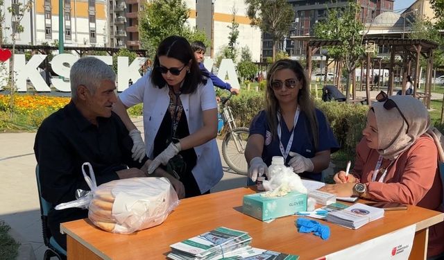 Yüksekova’da Vatandaşlara Ücretsiz Sağlık Taraması