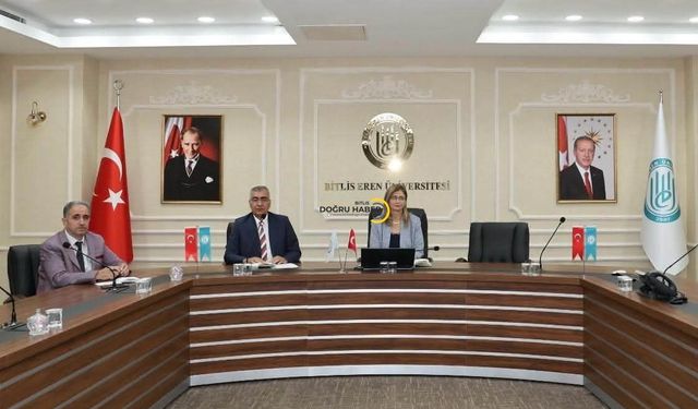 Bitlis Eren Üniversitesinde Yeni Dönem Öncesi Hazırlıklar Masaya Yatırıldı