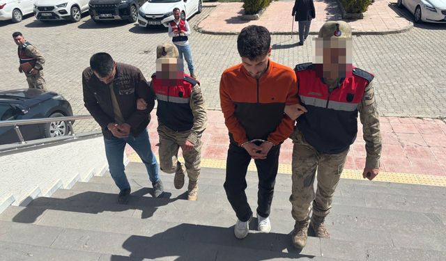 Bitlis’te 5 düzensiz göçmen ve 4 organizatör yakalandı