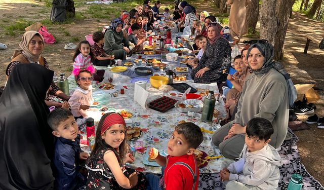 Şehit Mahir Ayabak Anaokulu'ndan Yıl Sonu Coşkusu