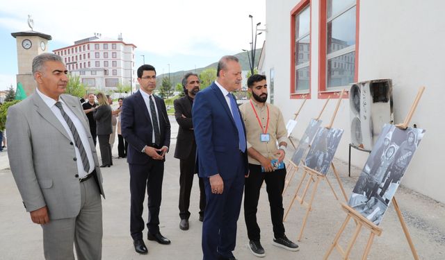 Üniversiteli Gençler Gazzeye Destek Sergisi Açtı