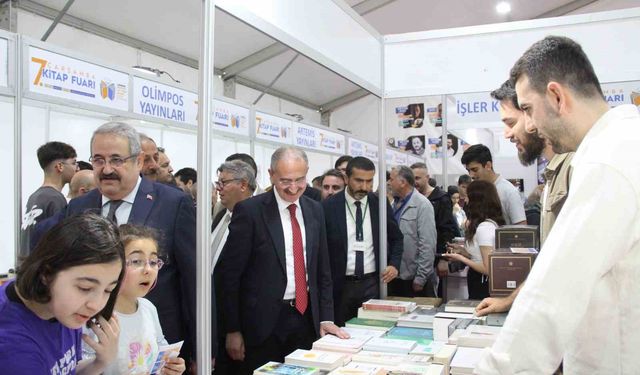 Çarşamba 7. Kitap Fuarı açıldı