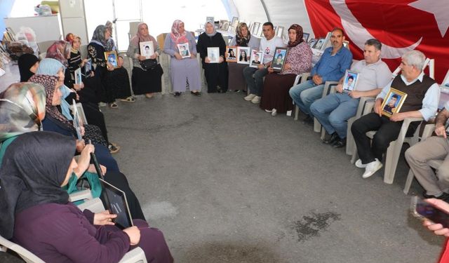 Evlat Nöbeti Tutan Anne;Oğluma Kavuşacağım Diye Heyecandan Uyuyamıyorum