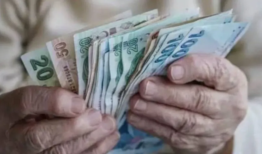 En düşük emekli aylığı netleşiyor! Uzman isim rakamı duyurdu