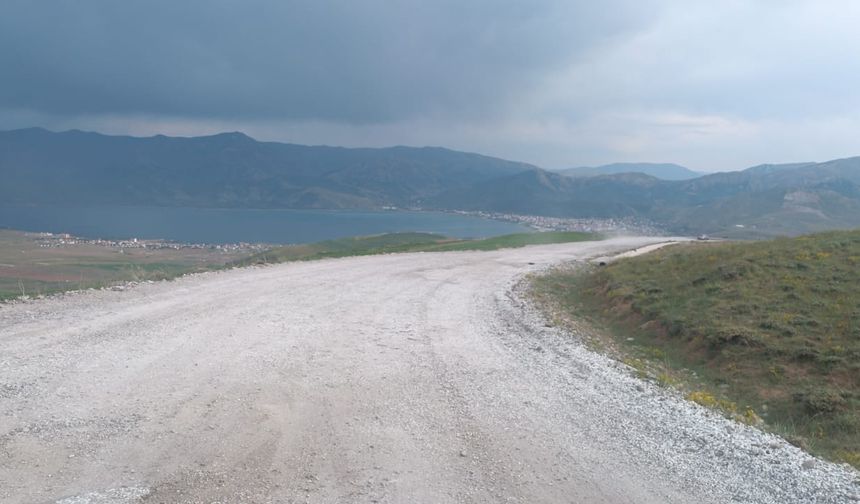 Bitlis Nemrut Kalderası’na Giden Yol İçler Acısı: Turizm Cenneti Ulaşılamaz Hâlde