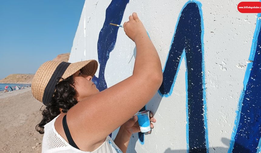Gevaş Sahilinde Anlamlı Etkinlik: Van Gölü’nde Temizlik ve Farkındalık Çalışması