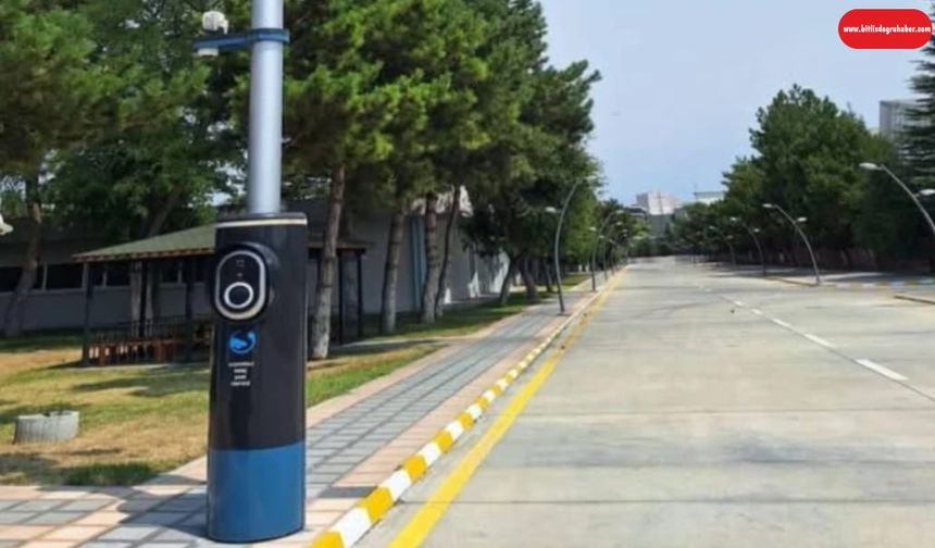 Sokaklara Ücretsiz Şarj ve İnternet Hizmeti Geliyor