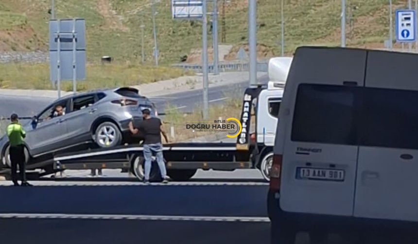 Bitliste Kontrolden Çıkan Araç Refüjde Durabildi