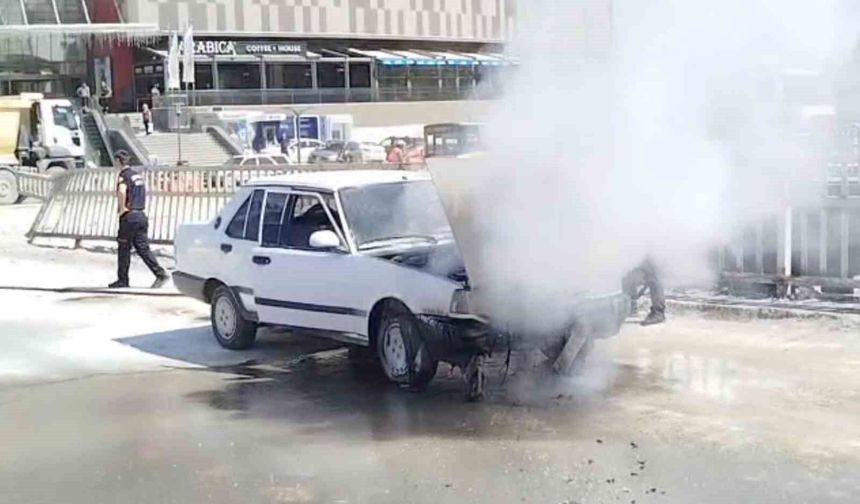 Kastamonu’da Seyir Halindeki Otomobil Alevlere Teslim Oldu