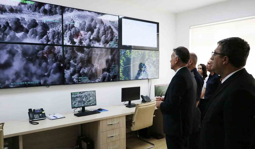 Kayıp Öğrenci Için 45 Kilometrekarelik Alan Tarandı