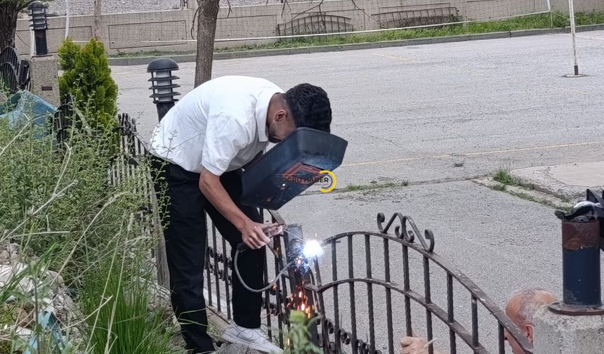 Bitlisli Öğrencilerden Örnek Dayanışma Projesi