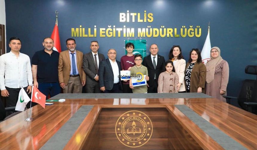 Yeşilay Yarışmasında Zirveye Çıktılar! Başarılarıyla Okullarını Gururlandırdılar